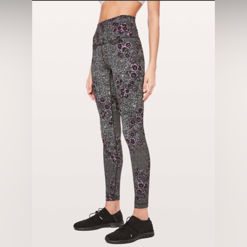 Lululemon Wunder Under High‎ Rise Tight Engineered Full-On Luxtreme 28"